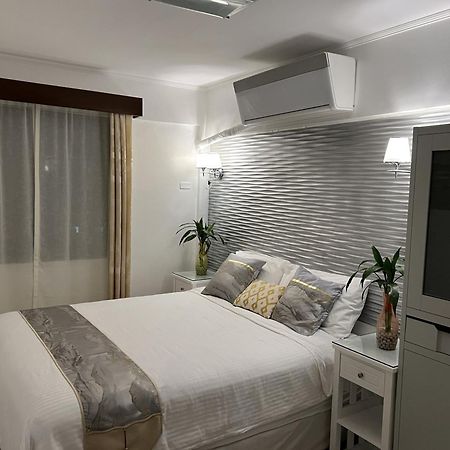 Stunning 2BR Unit at Rosewood Pointe Residences near BGC Manila Eksteriør billede
