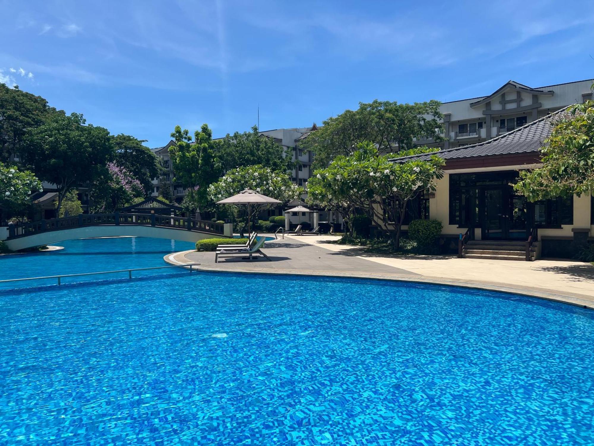 Stunning 2BR Unit at Rosewood Pointe Residences near BGC Manila Eksteriør billede