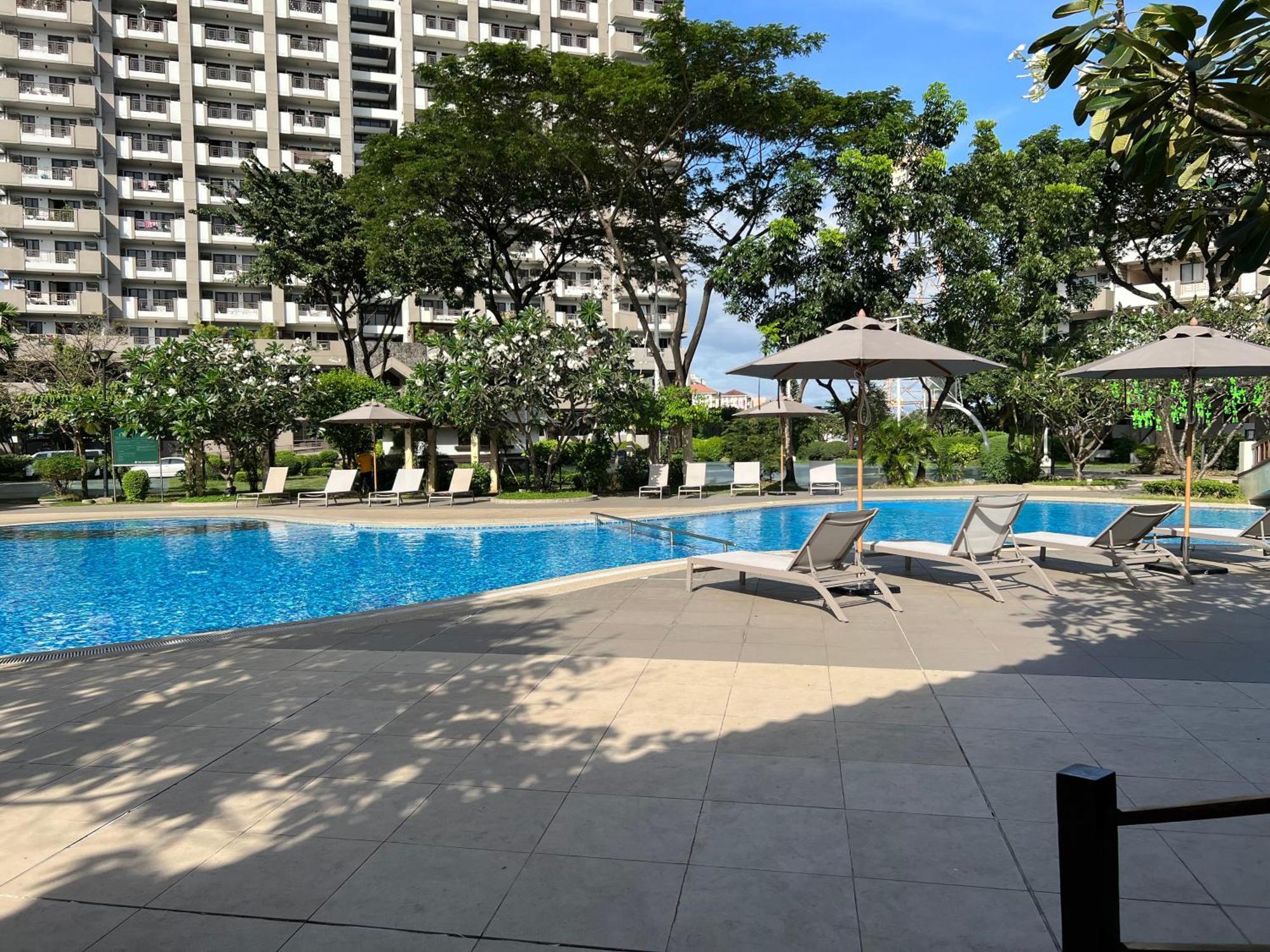 Stunning 2BR Unit at Rosewood Pointe Residences near BGC Manila Eksteriør billede