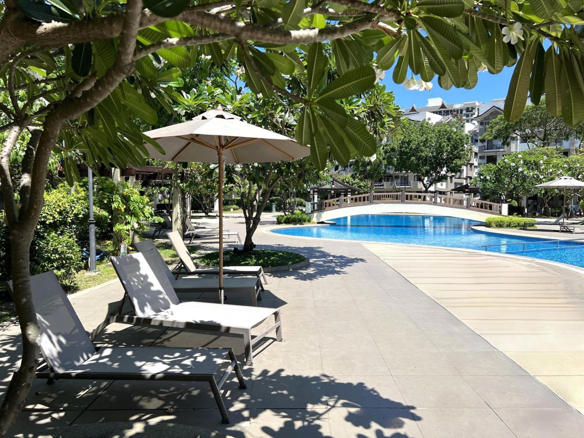 Stunning 2BR Unit at Rosewood Pointe Residences near BGC Manila Eksteriør billede