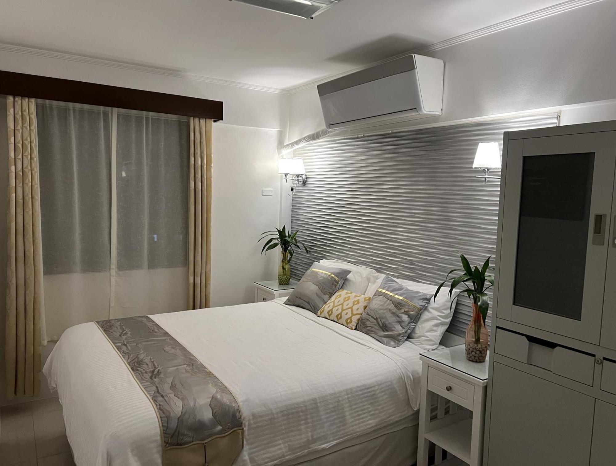 Stunning 2BR Unit at Rosewood Pointe Residences near BGC Manila Eksteriør billede